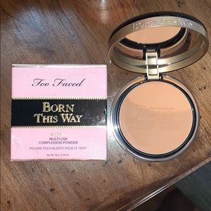 Too faced powder
